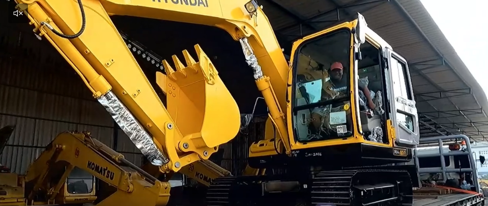 Гусеничный экскаватор Hyundai R80